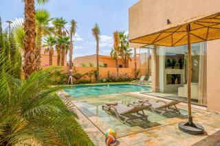 Sumptuous Villa, Heated Pool, 15minutes to City Center, Daily Housekeeping, Private Cook and Chauffeur, Games - 9