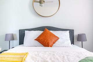Short North - Convention - Private Parking - Pets - 2BR - 3