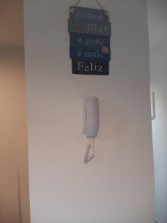 Apto 2 quartos sendo 1 suíte, com varanda, apenas 250m praia de Intermares - 3