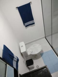 Apto 2 quartos sendo 1 suíte, com varanda, apenas 250m praia de Intermares - 5