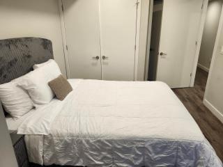 edgewater apartments - 3