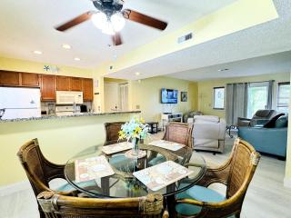Awesome 1st floor 2BR apartment at Bay Tree - 3