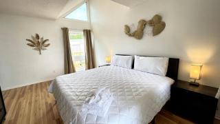 LR1 Bay Tree 1 bedroom condo with pool - 7