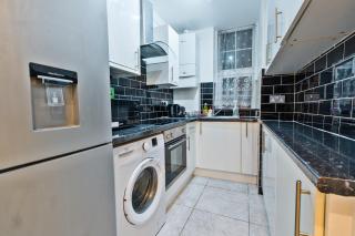 Cambridge Court Spacious 2BR 2BA Flat - 5