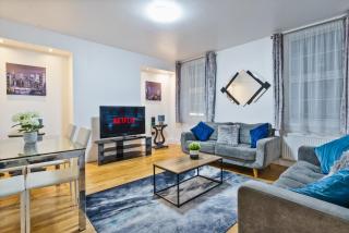 Cambridge Court Spacious 2BR 2BA Flat - 3