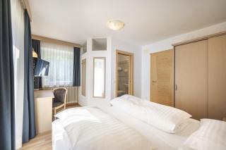 Pivan Apartments - 5