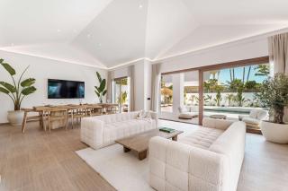 Villa Marbesa I Beach Pool Gym Cinema Outdoor BBQ Parking - 9