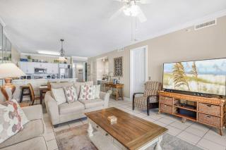 Regency Isle 710 Gulf Front 2 BD 2 bath Condo with Stunning Views - 1