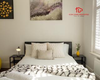 Luxury 5BR House with Jacuzzi plus Gym - 1 BR Garden Self-Contained Suite in Garden -booked separately- - 8