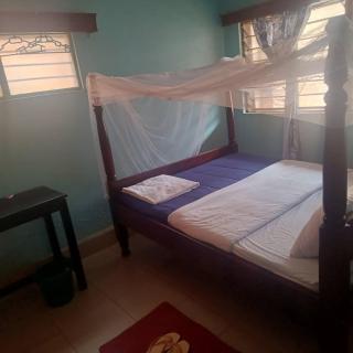 Oval Guest House - 1