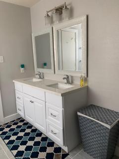 Home Away From Home 10-minutes IAH airport-Hospital-malls-Restaurants - 6