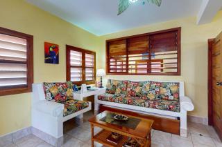 Hibiscus @ Caribe Island - 7