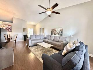 Wonderland at White Crane - Hot tub & Lake views - 4