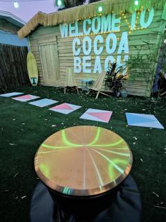 2 Minute Walk to Beach & Downtown! - Cocoa Beach - 1