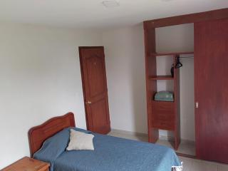 Entire apartment on Av Tollocan - 3