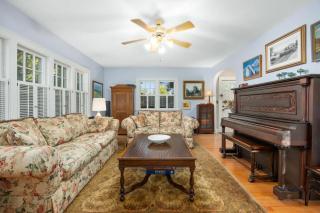Charming Saugatuck Getaway by Lake & Shops - 2
