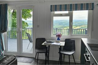 1 Bed Cabin-Sleeps 2 Hot Tub Garden Views Pets - 2