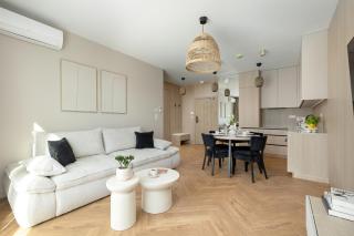 GREENERI PARK - Ambria Apartments - 9