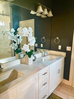 Villa-A Sanctuary of Modern Elegance - 6