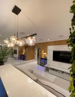 Duplex de Luxo com Vista Panorâmica para o Parque - 4