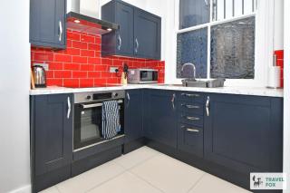 2 Bedroom Central Stay - 7