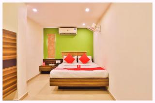 Hotel S-R Palace Near City Bus Stand - Fully Air Conditioning Hotel - Luxury & Spacious Room -Best Hotel In Bhubneshwar - 0