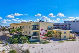 Beach View 1b 1b - Balcony - King - Surf Song #347 - 1