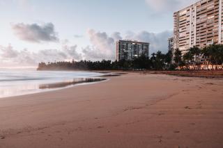 Seaside Apartment Steps to Breathtaking Sunrise - 9