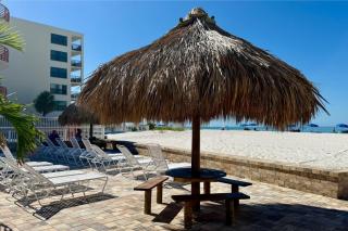 Beach View 1b 1b - Balcony - King - Surf Song #346 - 1