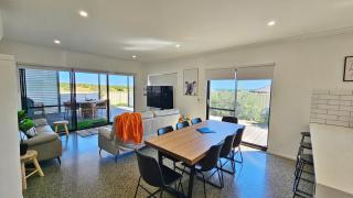 The Foxes Escape - Kalbarri - 7