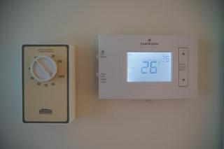 3 bedrooms in Brossard,mins to REM station,hwy - 4