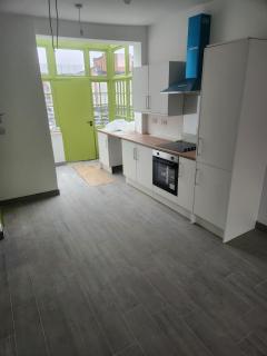 Main Wasall High Street flat above shop - 2