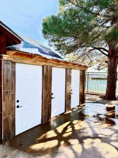 Mountain Views & Family Glamping Retreat - 3