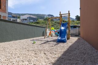 Apartments with parking space Podstrana, Split - 24380 - 5