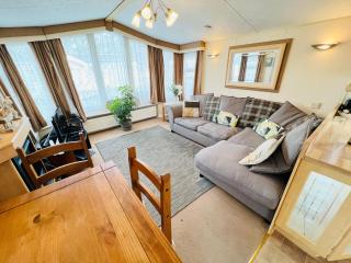 2 Bedroom Caravan FB5, Fairway, Sandown, Isle of Wight, Free Wifi - 9