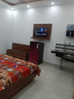 The Imperial Stay - 6