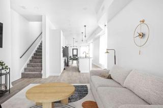 3BR Family Home Arsenal Heights - 1