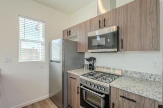 Modern Updated Central Bungalow - 1