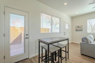 Modern Updated Central Bungalow - 3