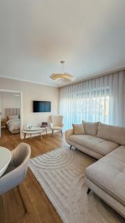 Arya Apartment Oradea - 9