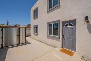 Modern Updated Luxury Triplex Ev Charging - 3