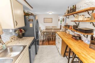 Cozy Cabin w Fire Pit Grill Deck & Walk to Town - 3