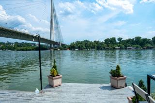 Unique River Houseboat Stay - 9