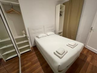 Practical, 3 double bedrooms, 7' Sagrada Familia - 1