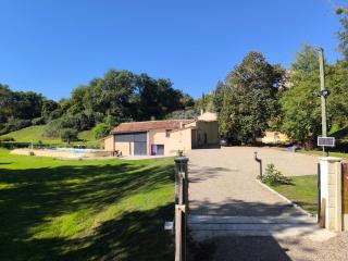 Chambre Romantique avec Spa Privé Intérieur - 4