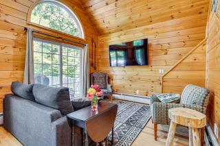 On Baxter Lake Wooded Retreat Near Trails - 8