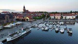 Ferienwohnung am Yachthafen Waren Müritz - 4