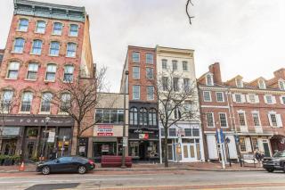 Bi-Level 2BR Loft in Old City - 1