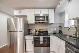 Modern and Stylish Center City 1BR - Perfect Location - 6