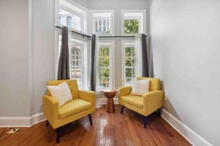 NEW 4 Bedroom - 4 Bathroom Center City with Private Rooftop Terrace Sleeps 20) - 9